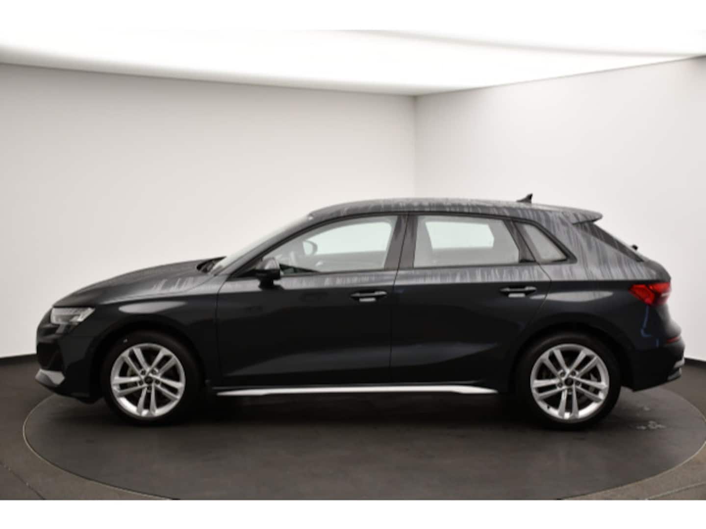 Bild über Audi A3 Sportback advanced 35 TFSI S tronic - für weitere Informationen kontaktieren Sie den Audi Partner