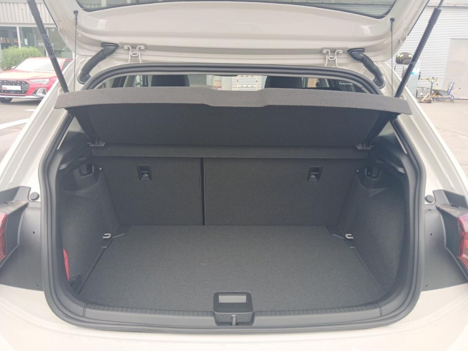 Volkswagen Polo – Bild 11