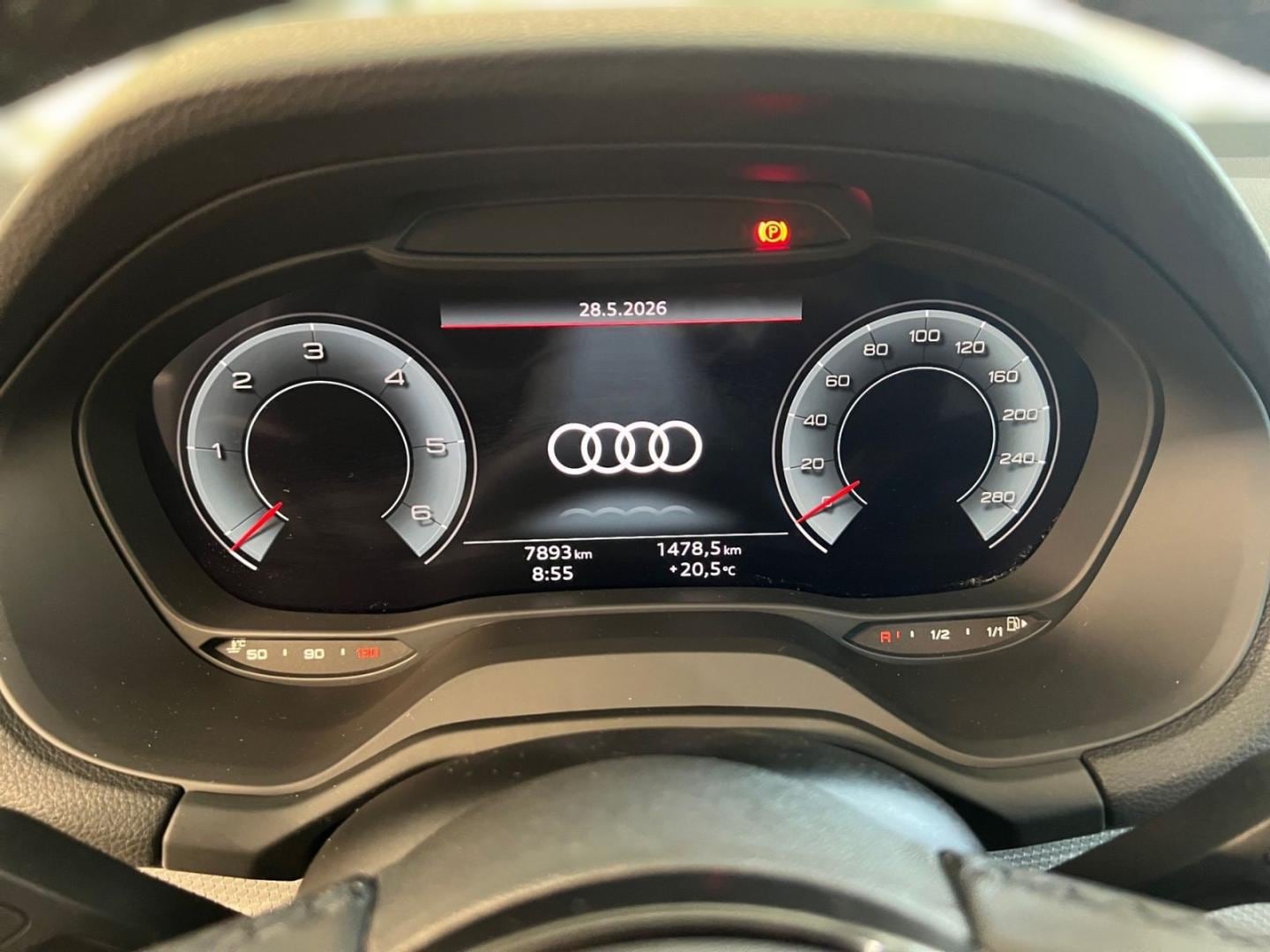Bild über Audi Q2 advanced 30 TDI Schaltgetriebe - für weitere Informationen kontaktieren Sie den Audi Partner