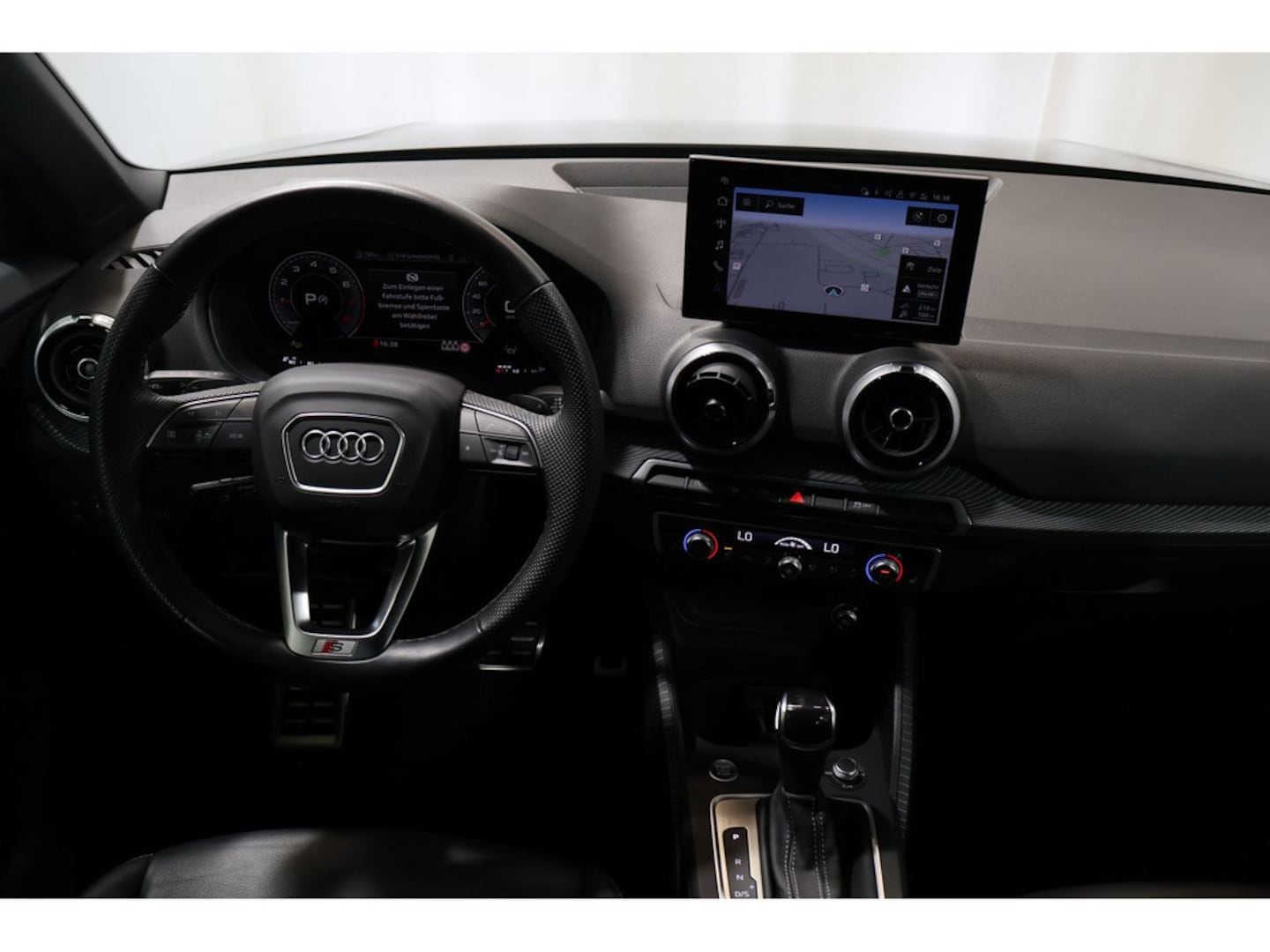 Bild über Audi Q2 S line 35 TFSI S tronic - für weitere Informationen kontaktieren Sie den Audi Partner