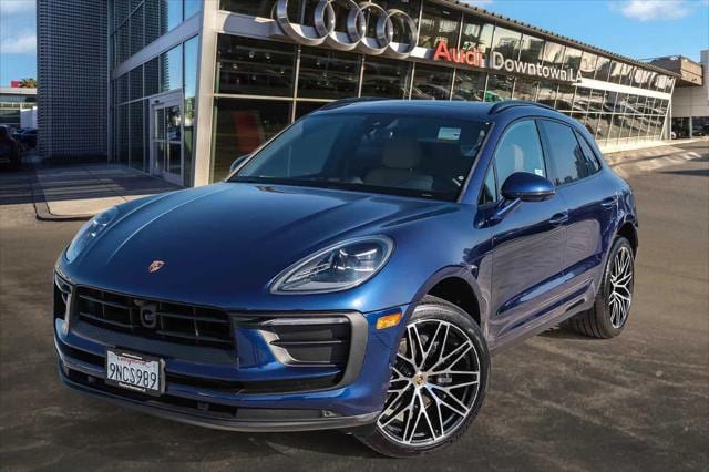 2024 Porsche Macan Base