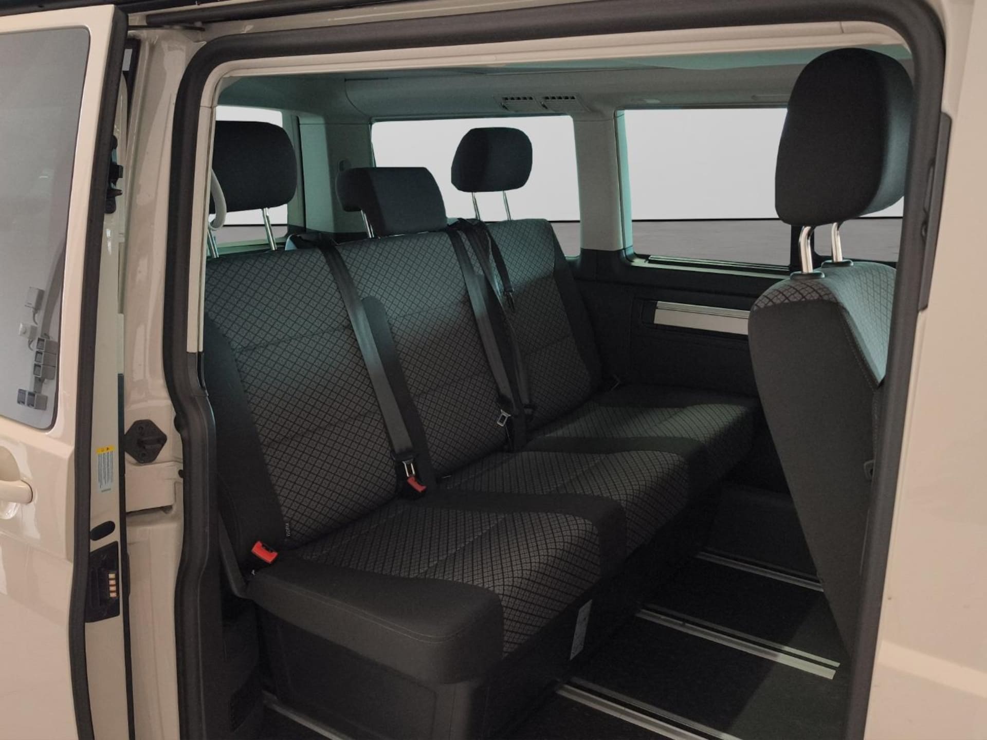 Volkswagen T6.1 California Beach