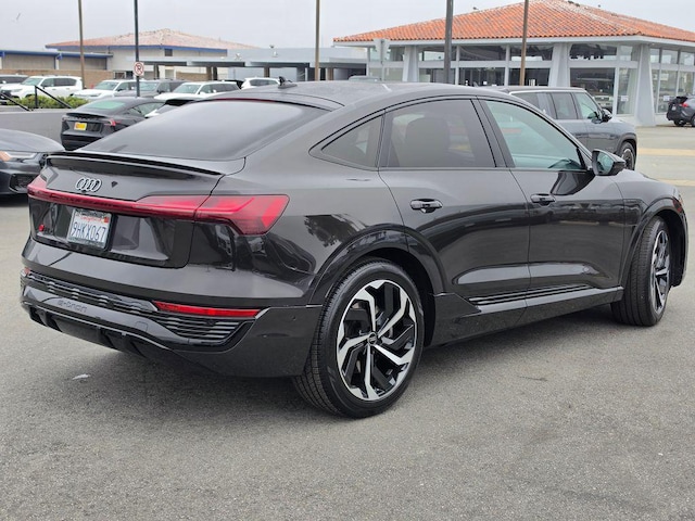 2024 Audi Q8 Sportback e-tron