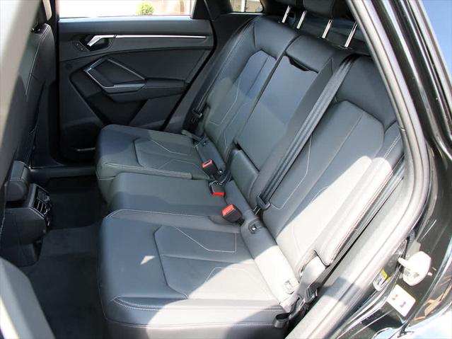 2025 AUDI Q3 - Image 13