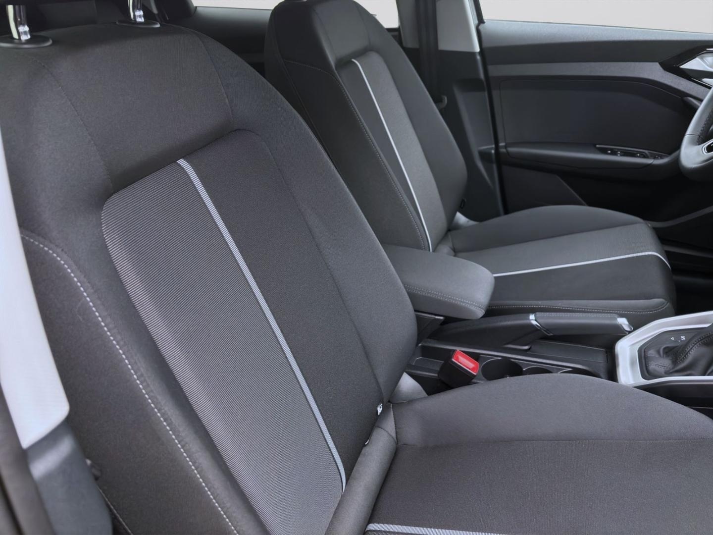 Bild über Audi A1 Sportback advanced 25 TFSI S tronic - für weitere Informationen kontaktieren Sie den Audi Partner