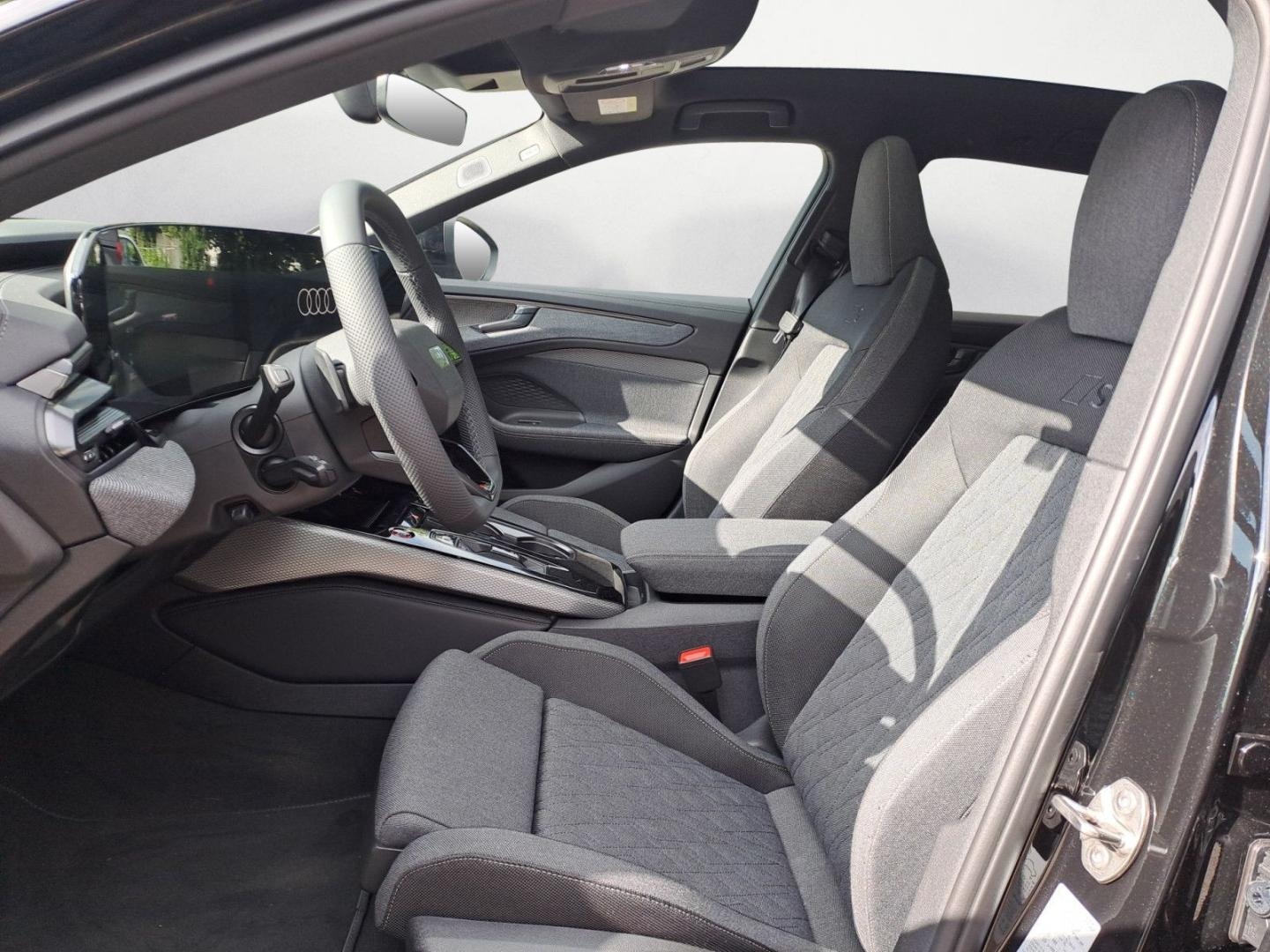 Bild über Audi A6 Avant edition one TDI quattro 150 kW S tronic - für weitere Informationen kontaktieren Sie den Audi Partner