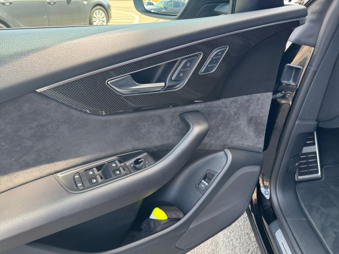 Image about Audi Q8 50 TDI quattro tiptronic