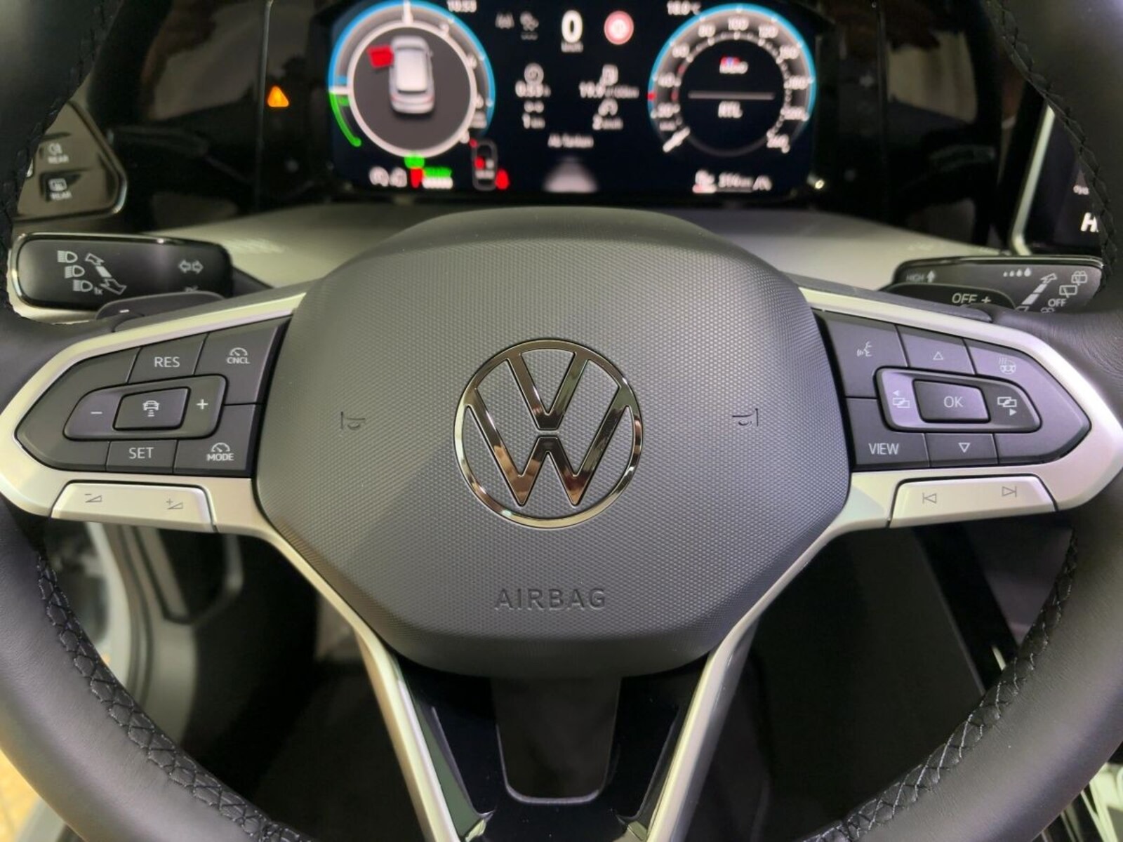 Volkswagen Golf – Bild 9