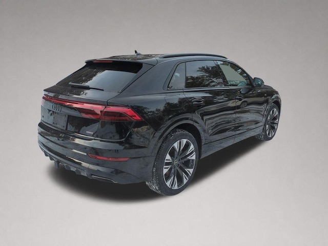 2026 Audi Q8