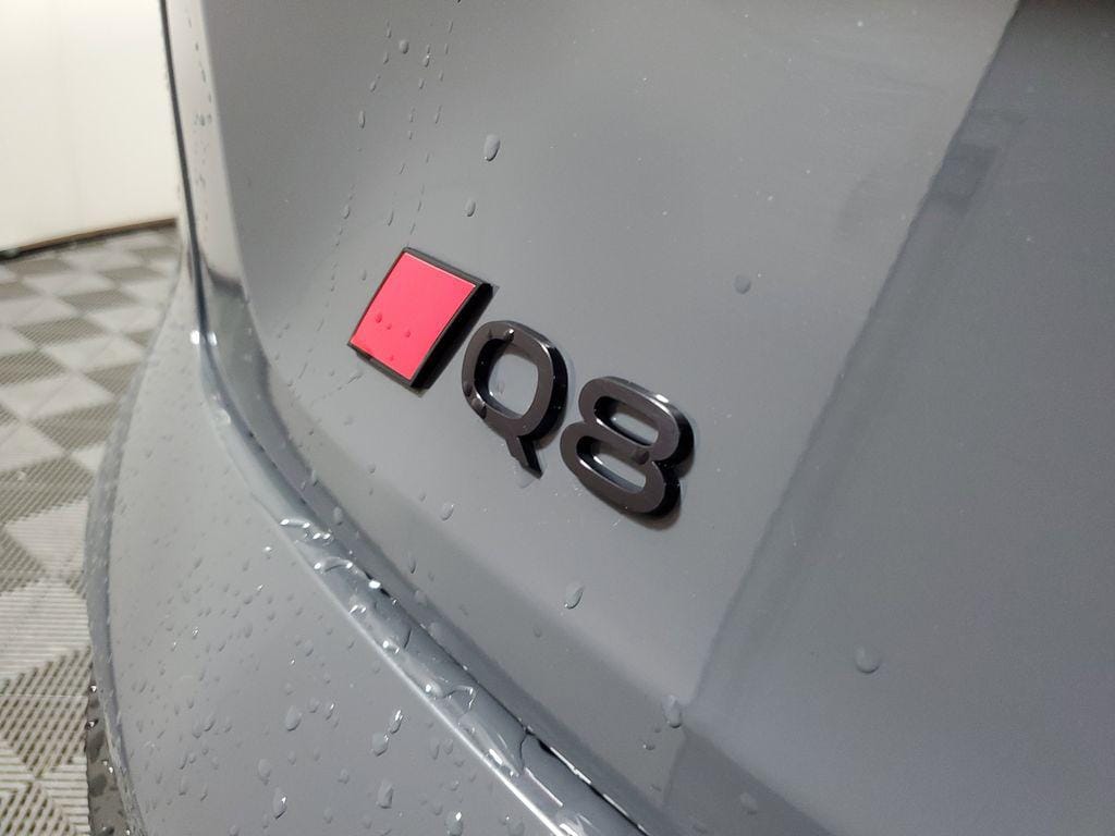 2024 Audi Q8 Sportback e-tron Premium Plus - Photo 7