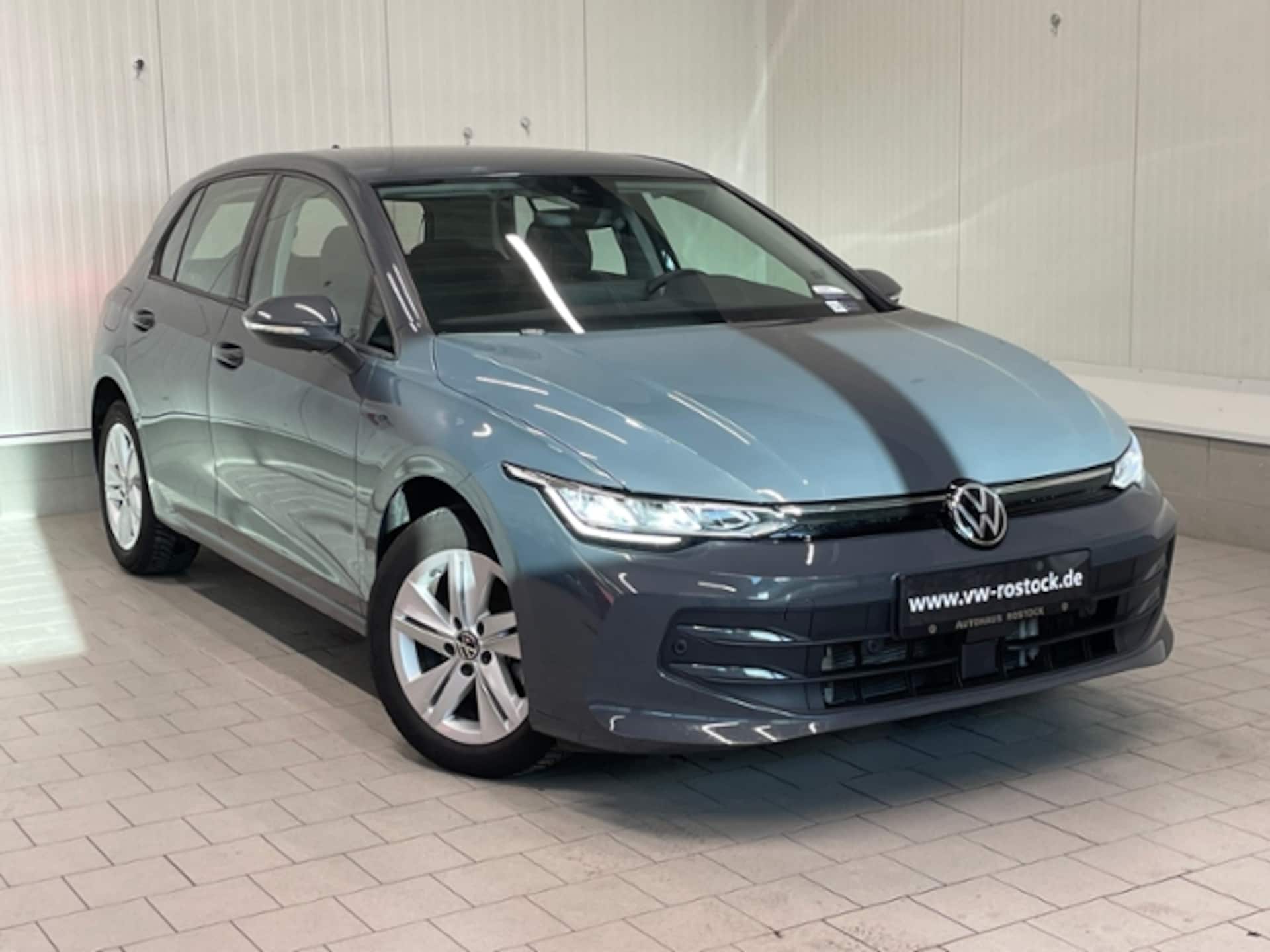Volkswagen Golf Life