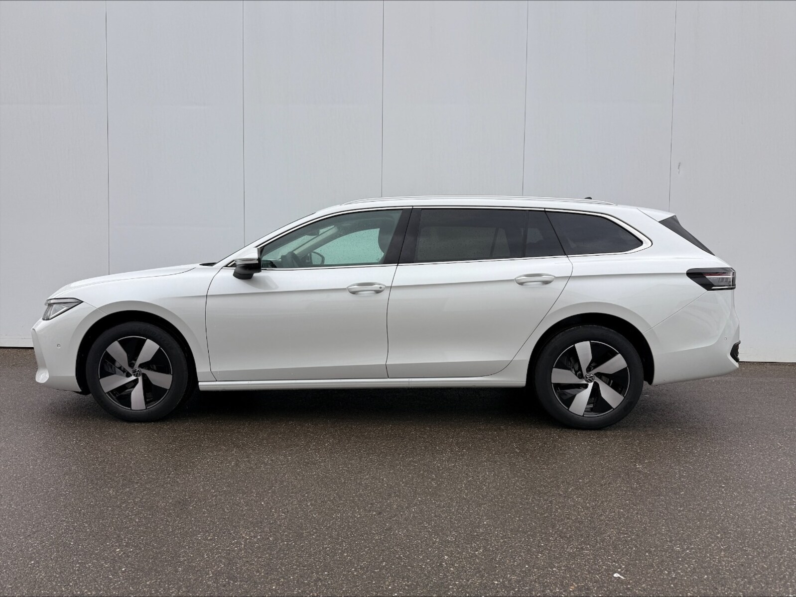 Volkswagen Passat – Bild 9