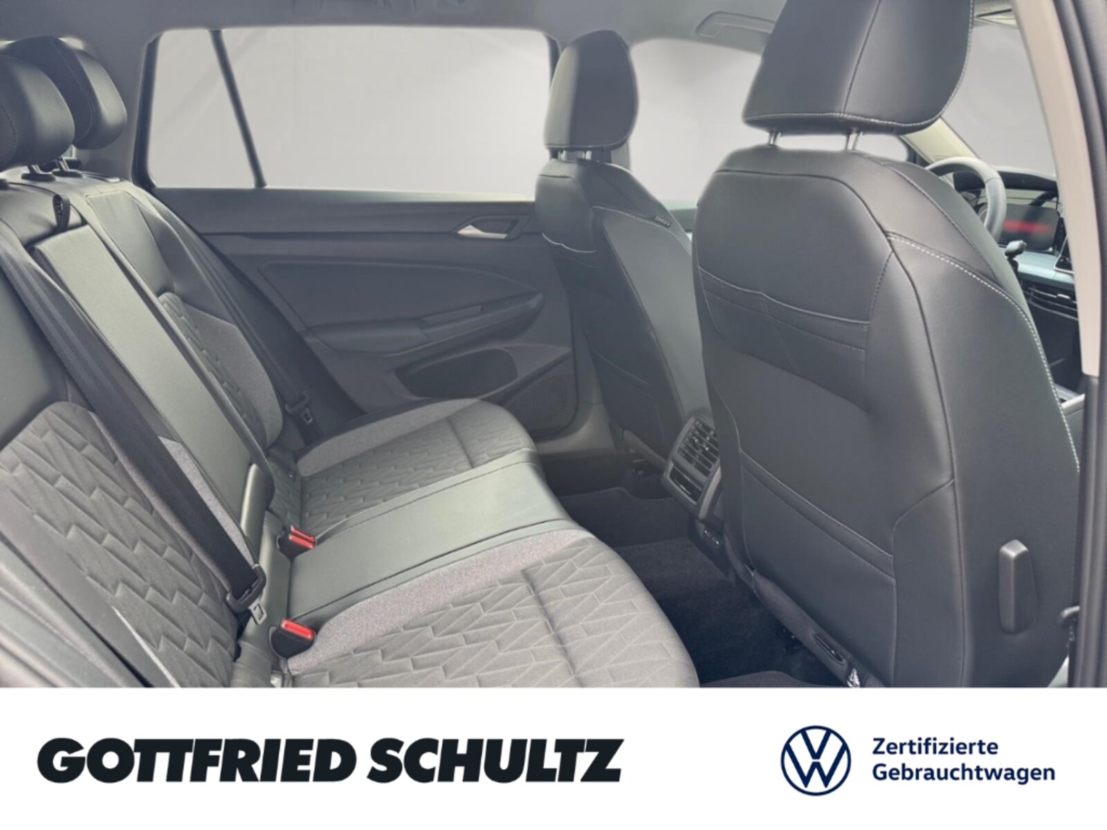 Volkswagen Golf Variant – Bild 7