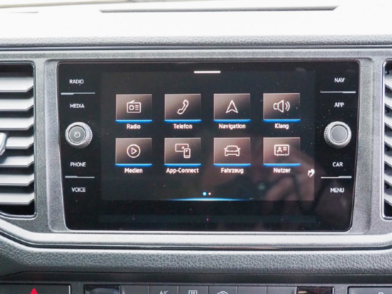 Volkswagen Crafter Kasten mittlerer Radstand – Bild 14
