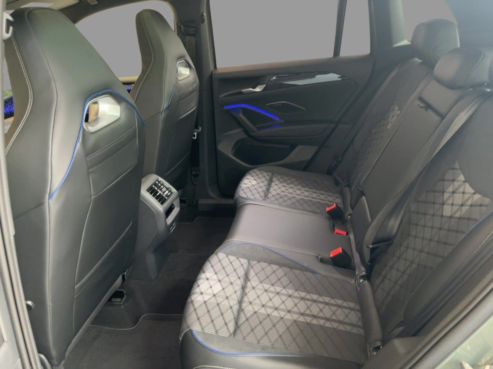 Volkswagen Tiguan – Bild 7