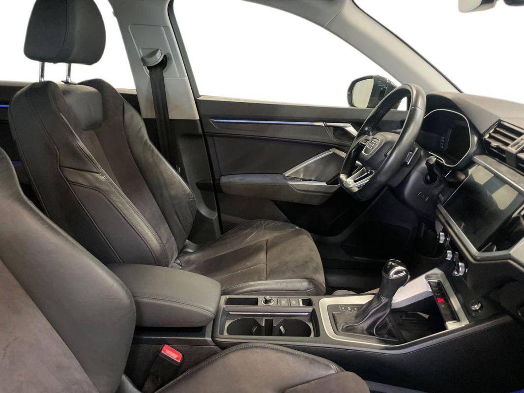 Image about Audi Q3 Design Luxe 35 TDI 110 kW (150 ch) S tronic