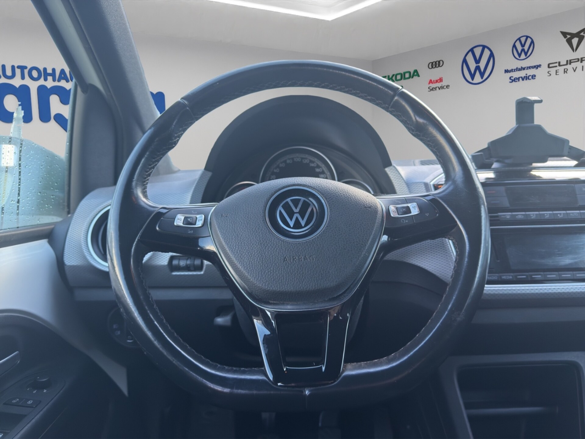 Volkswagen up! ACTIVE