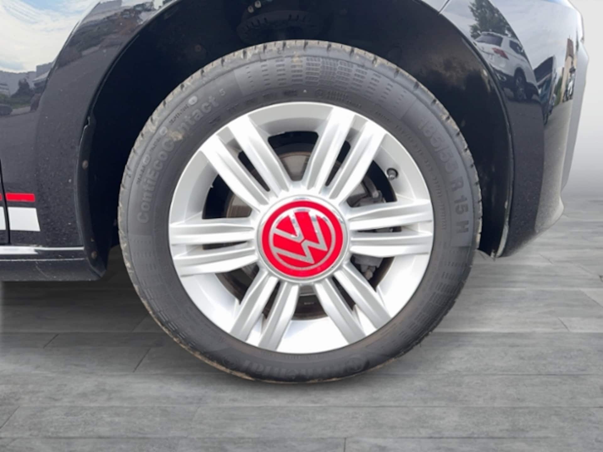 Volkswagen up! beats