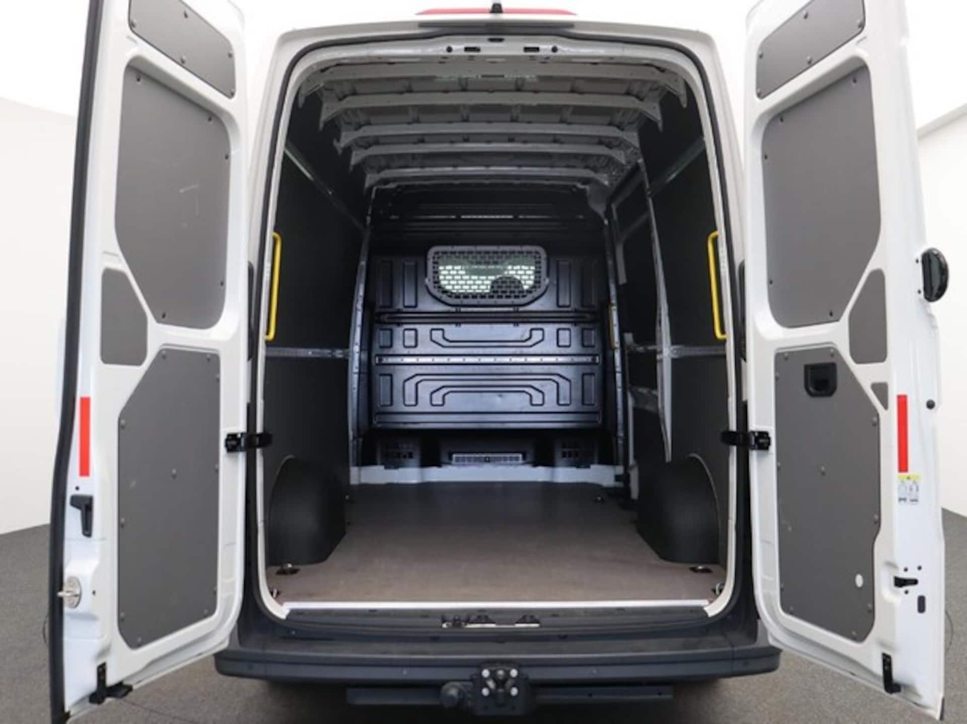 Volkswagen Crafter Kasten mittlerer Radstand