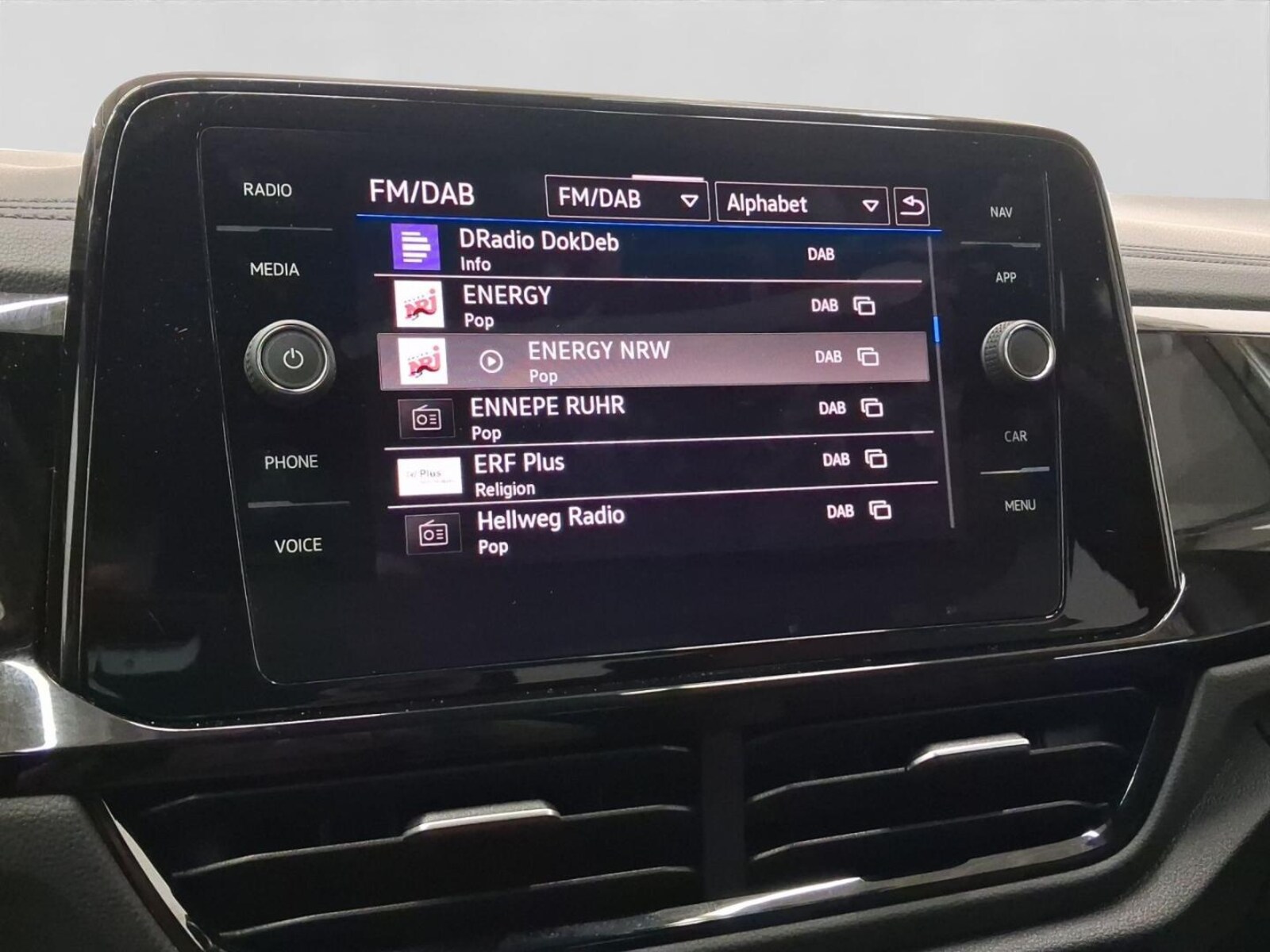 Volkswagen T-Roc – Bild 14
