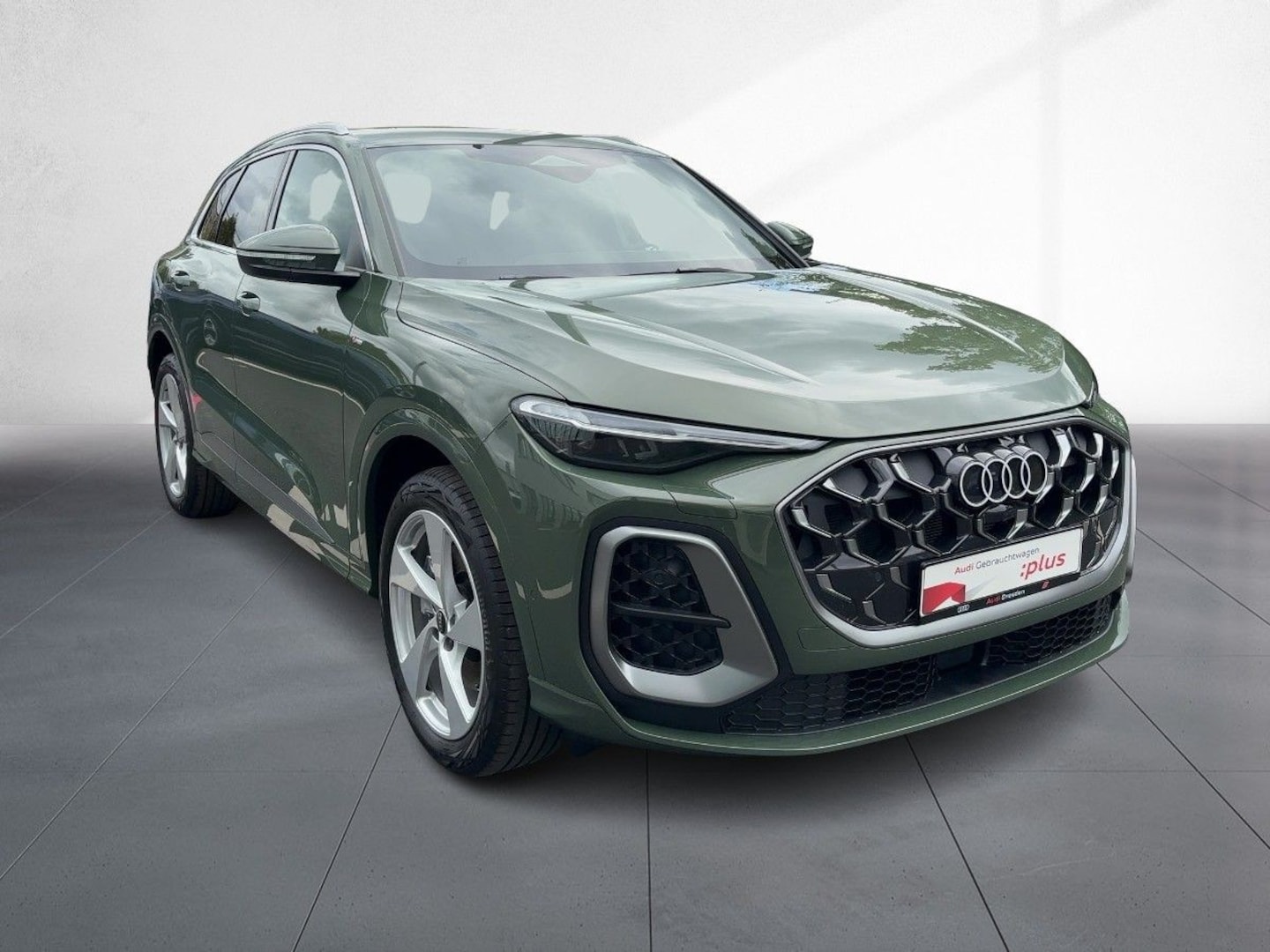 Bild über Audi Q5 SUV TDI quattro 150 kW S tronic - für weitere Informationen kontaktieren Sie den Audi Partner