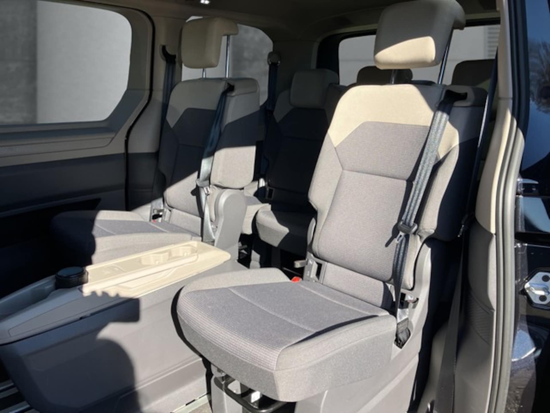 Volkswagen Multivan Basis-Modell