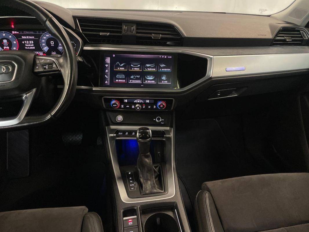 Image about Audi Q3 Design Luxe 35 TDI 110 kW (150 ch) S tronic