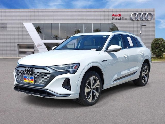 2024 Audi Q8 e-tron