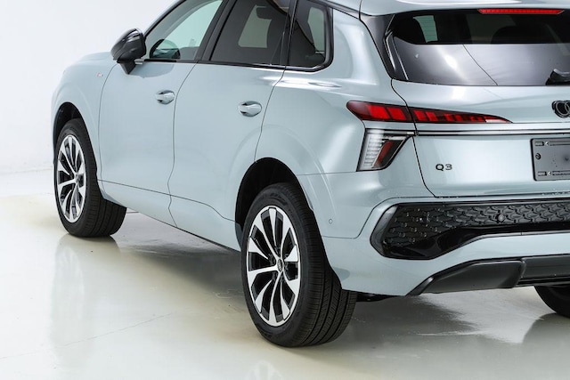 2026 Audi Q3 Base - Photo 11