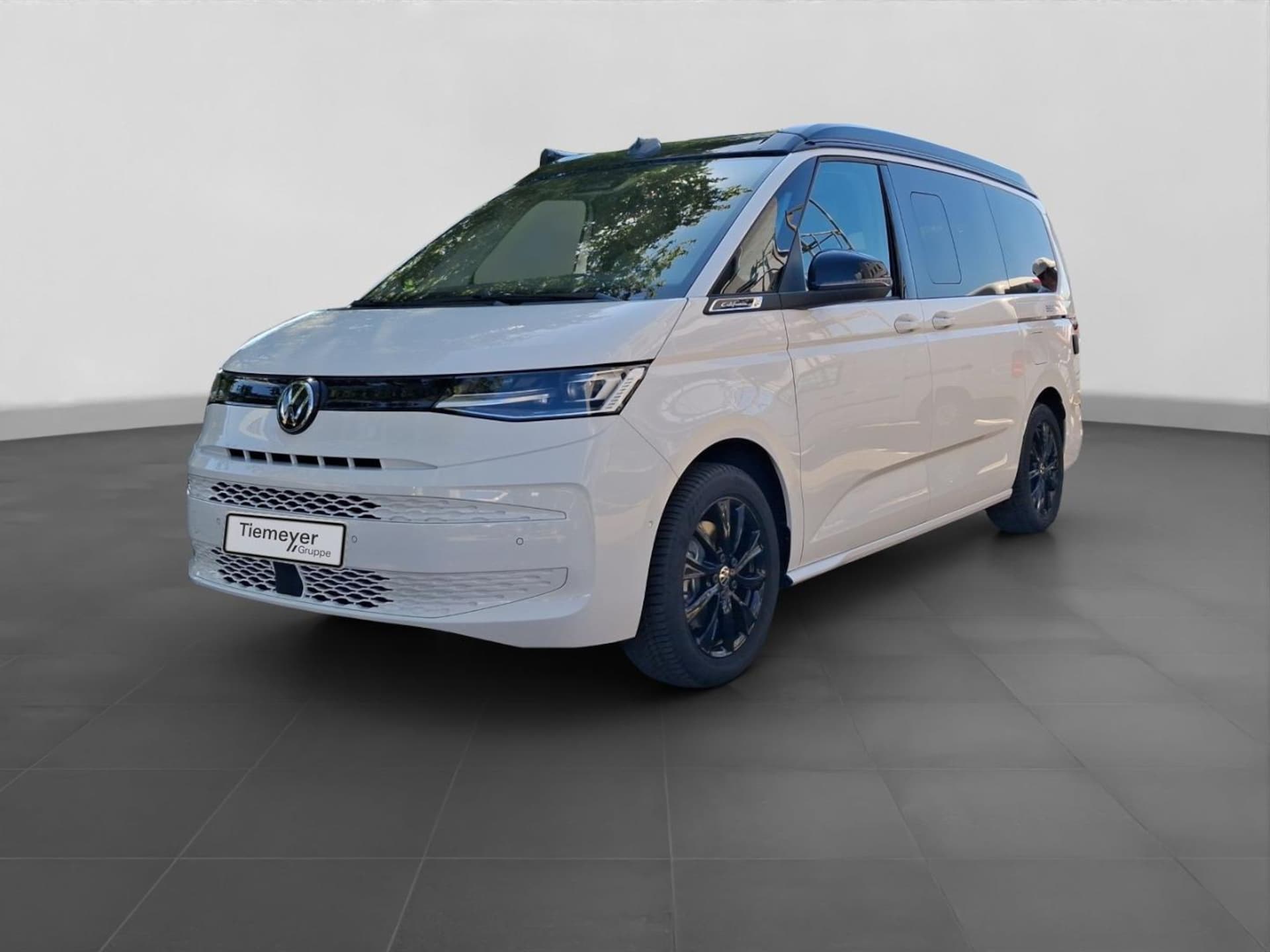 Volkswagen California Beach Camper