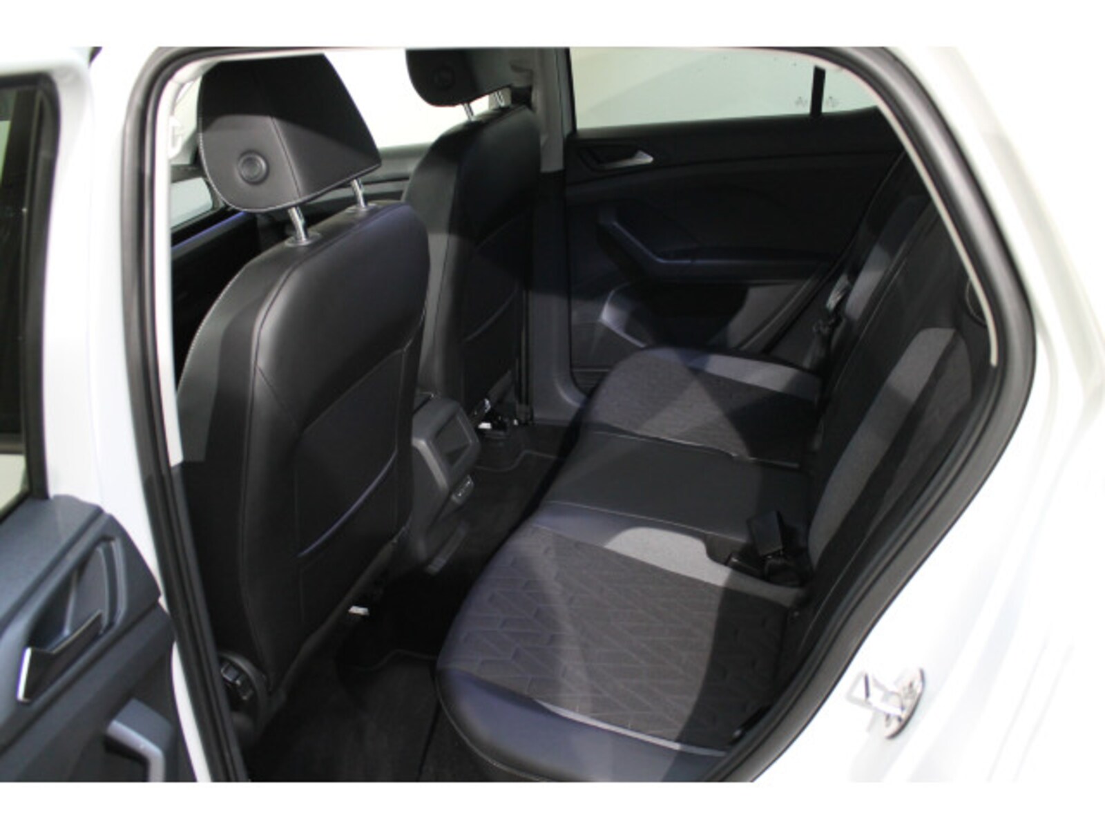 Volkswagen T-Cross – Bild 8