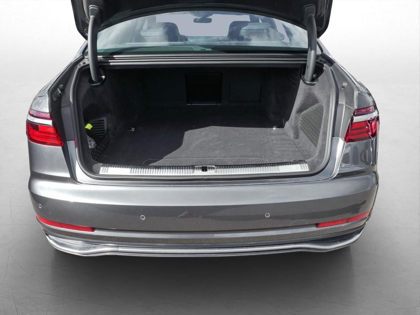Bild über Audi A8 L TFSI e 60 TFSI e quattro tiptronic - für weitere Informationen kontaktieren Sie den Audi Partner