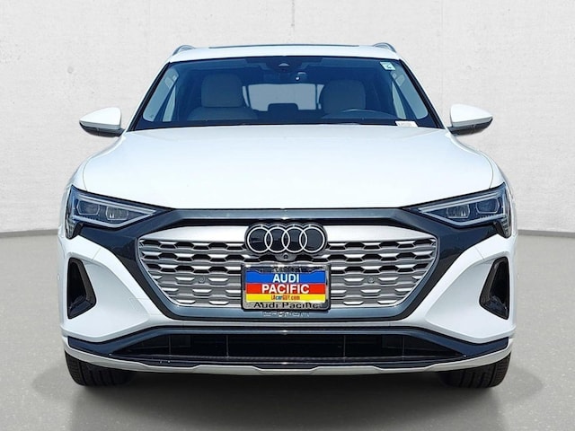 2024 Audi Q8 e-tron