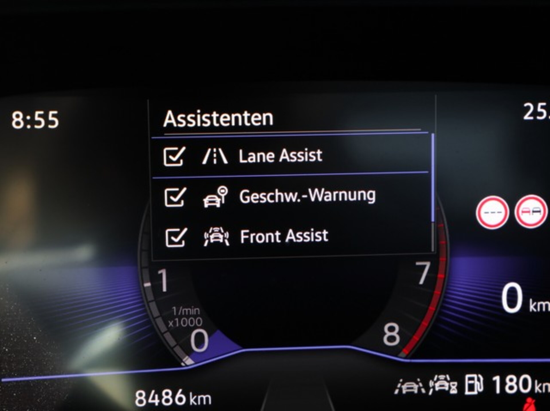 Volkswagen T-Cross Basis-Modell