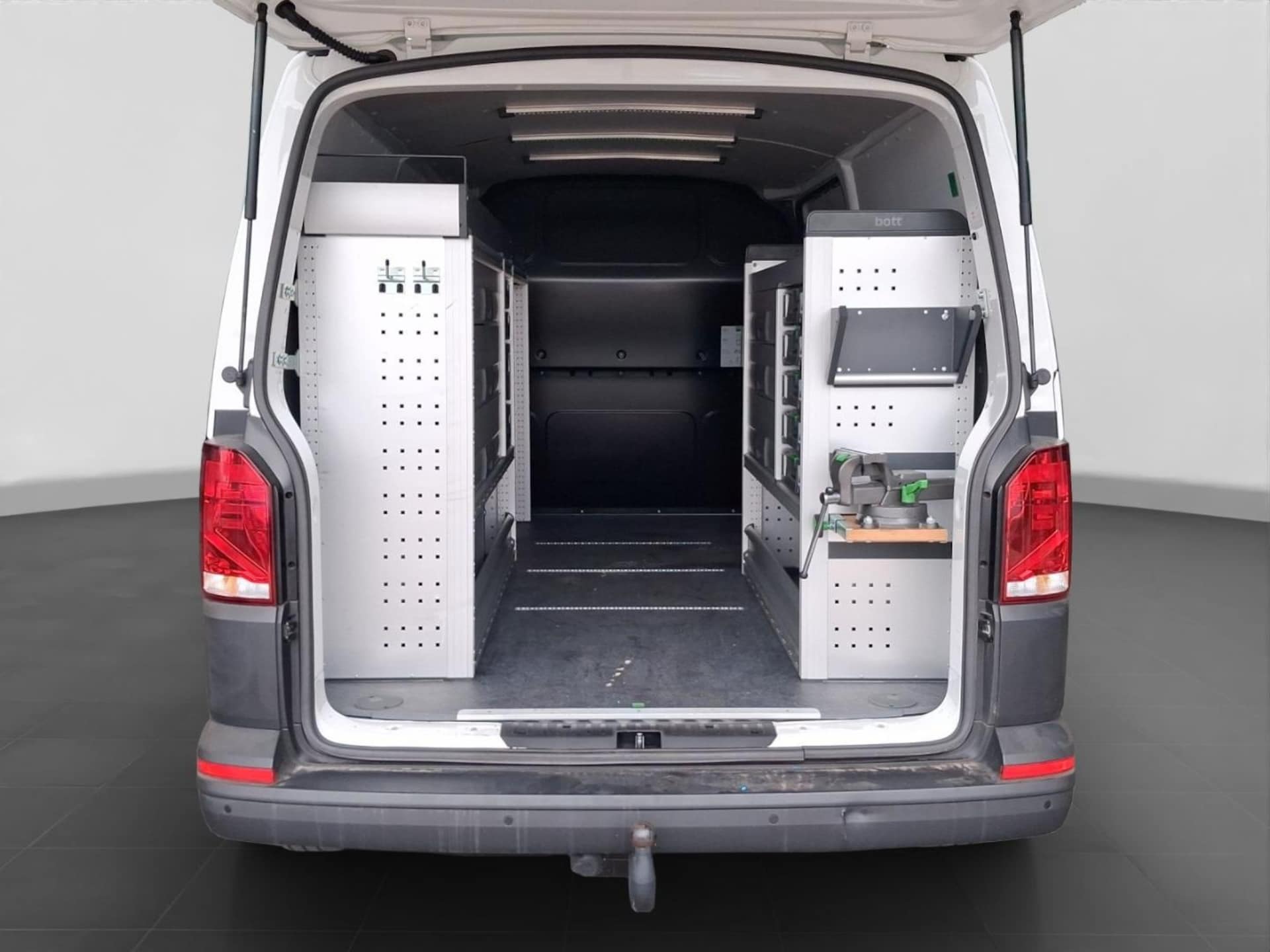 Volkswagen T6.1 Transporter Kasten langer Radstand