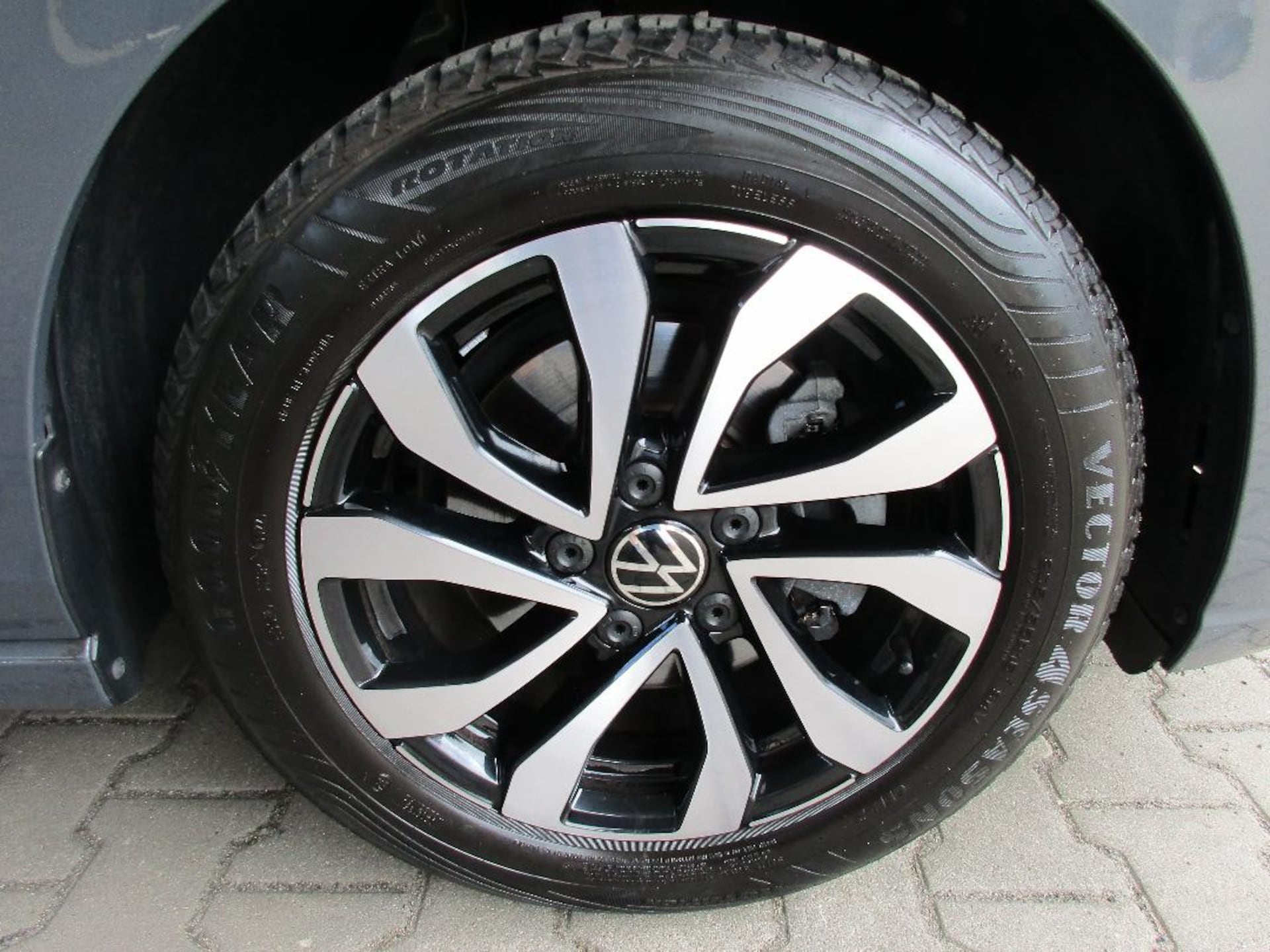 Volkswagen Golf Active