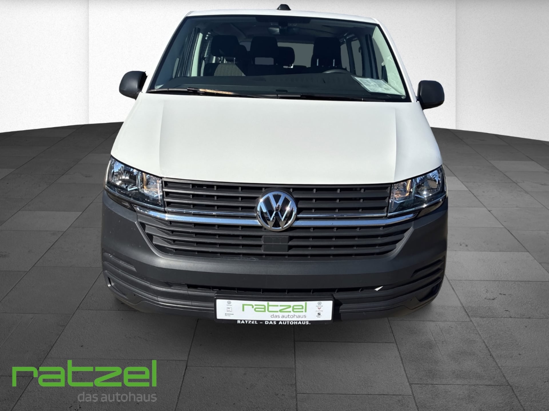 Volkswagen T6.1 Transporter Kombi kurzer Radstand