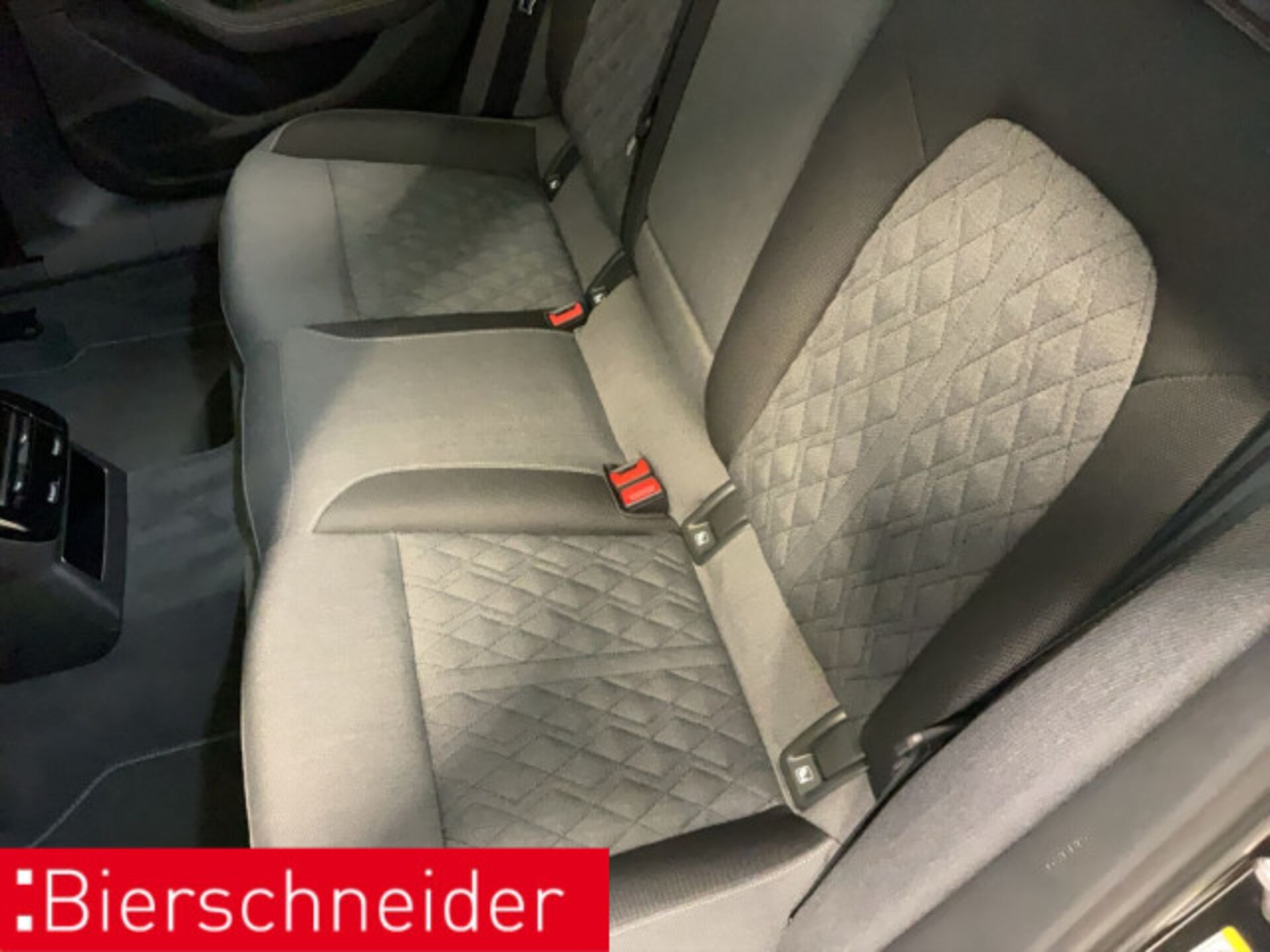 Audi A6 Avant edition one
