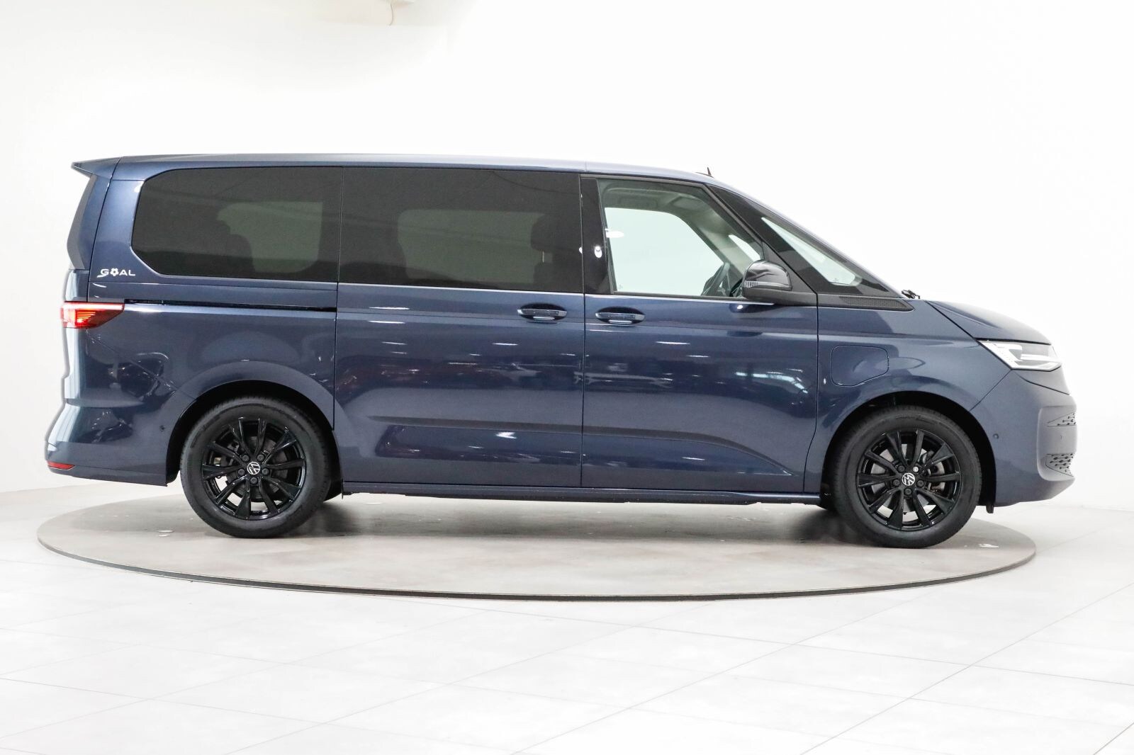 Volkswagen Multivan Langversion – Bild 4