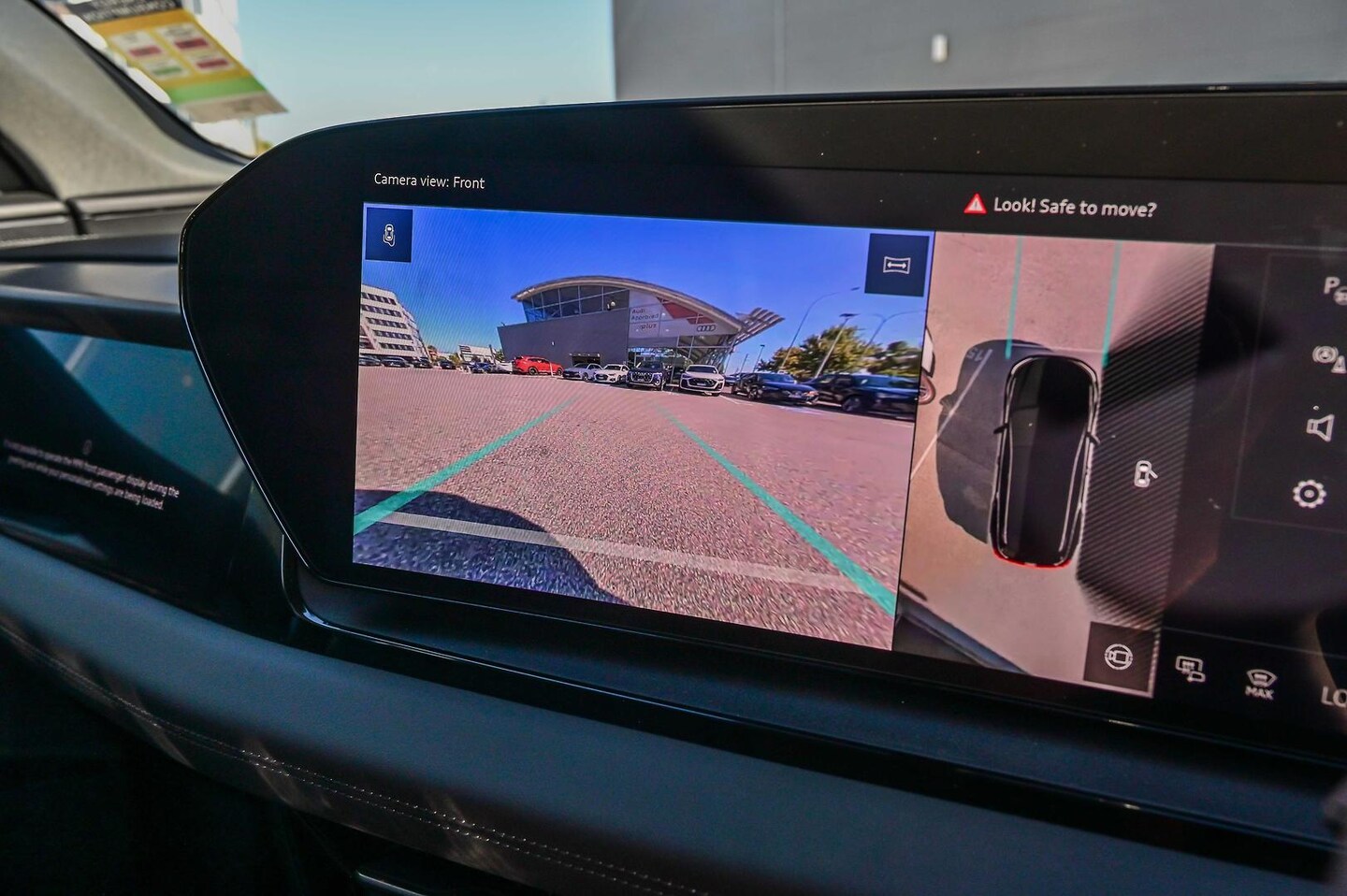 Image about Audi Q6 SUV e-tron e-tron