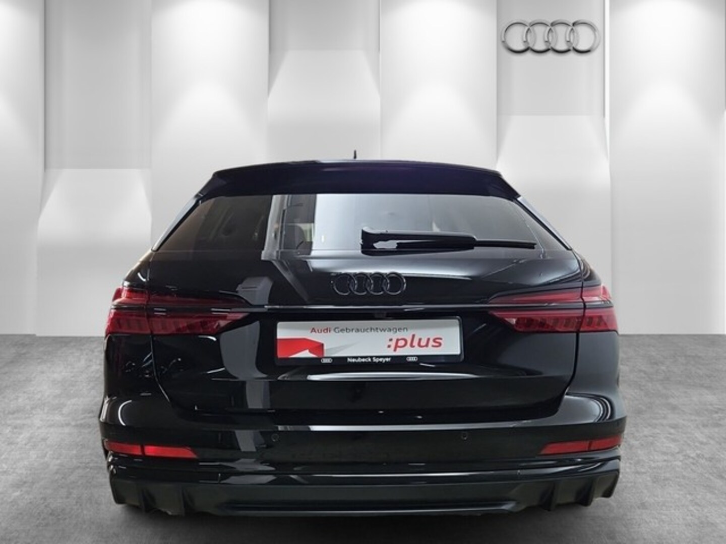 Bild über Audi S6 Avant TDI quattro tiptronic - für weitere Informationen kontaktieren Sie den Audi Partner