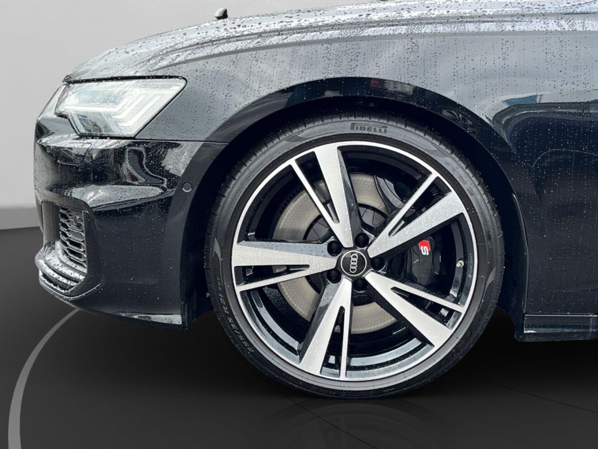 Audi S6 Avant