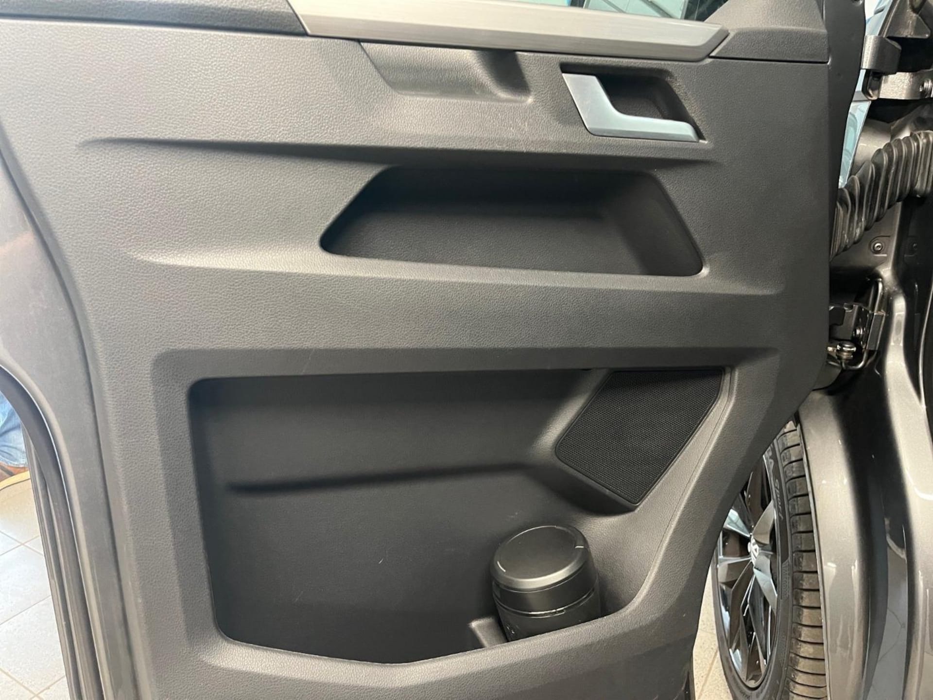 Volkswagen T6.1 California Beach