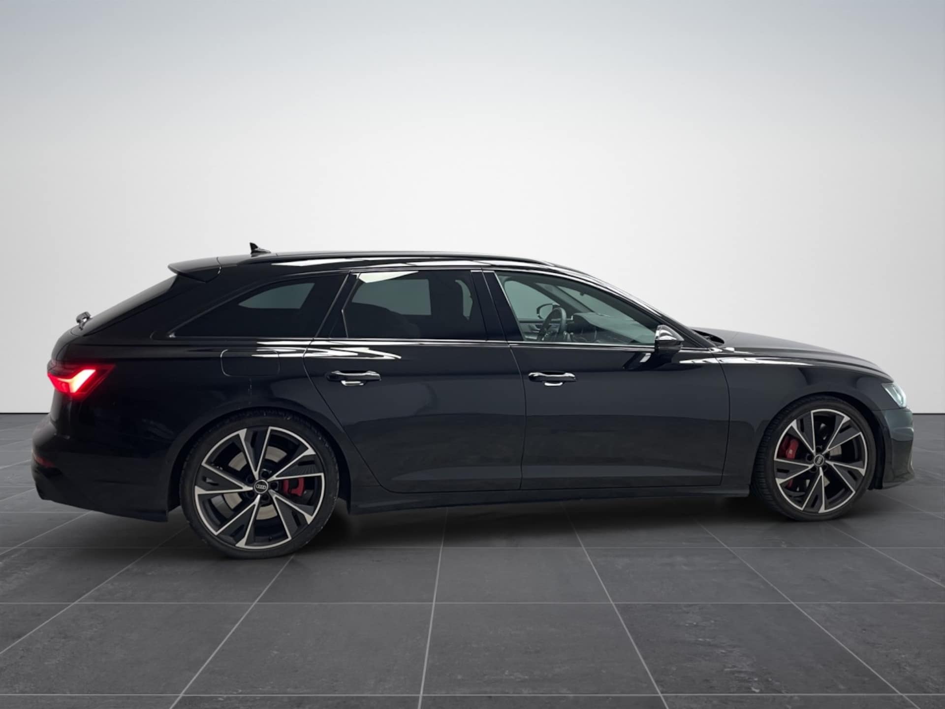 Audi S6 Avant