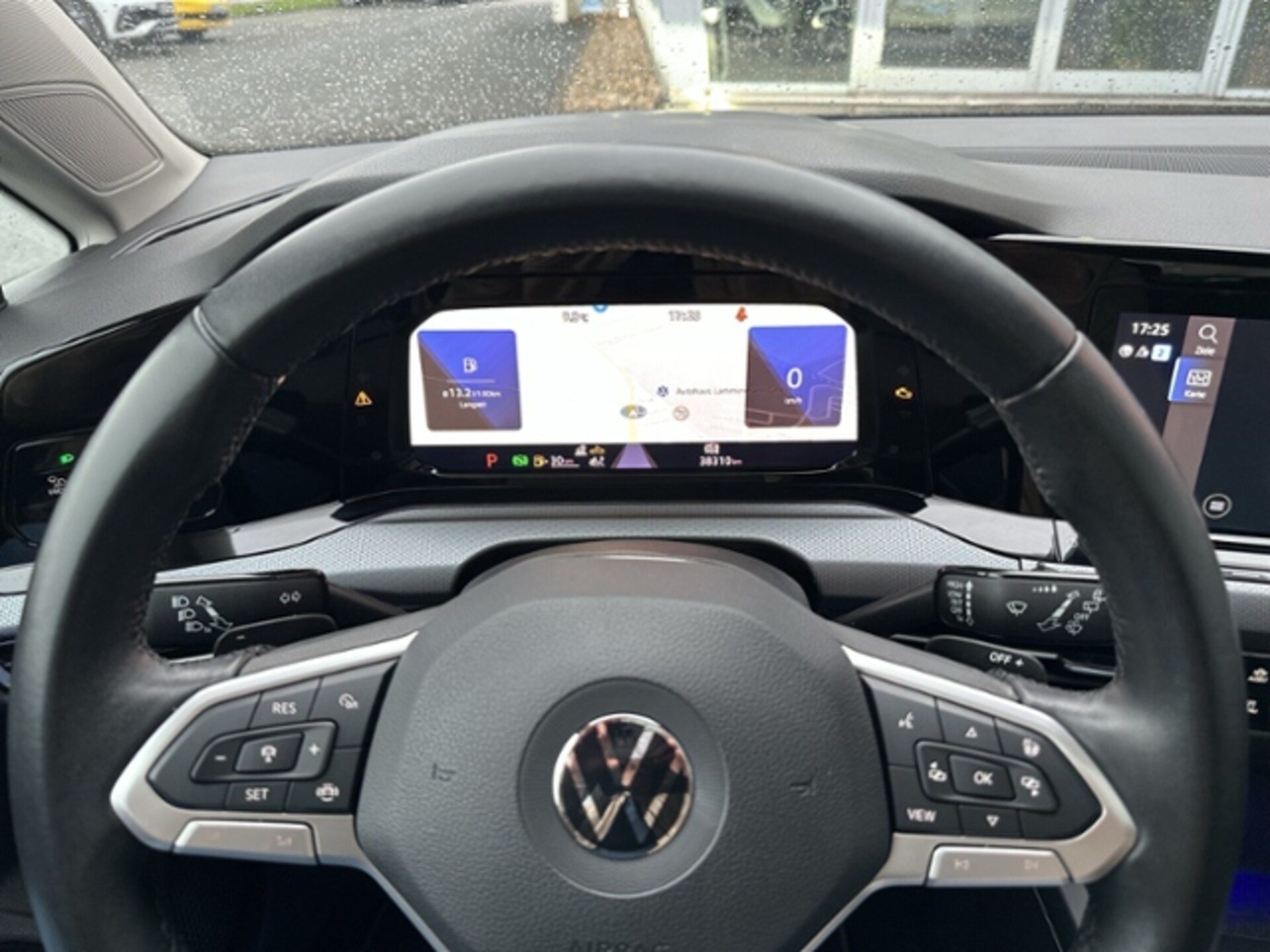 Volkswagen Golf Active