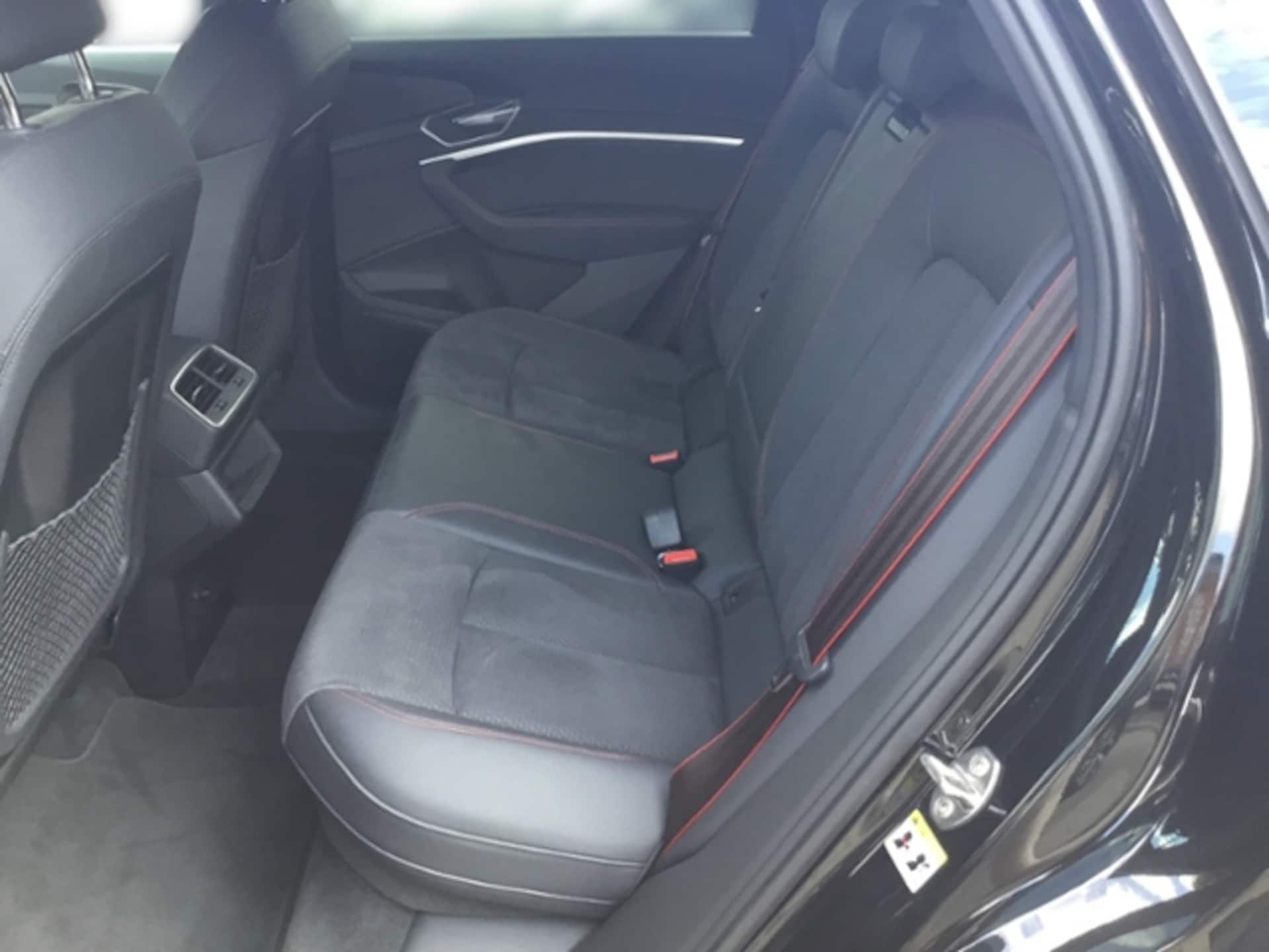 Audi Q8 Sportback e-tron Advanced