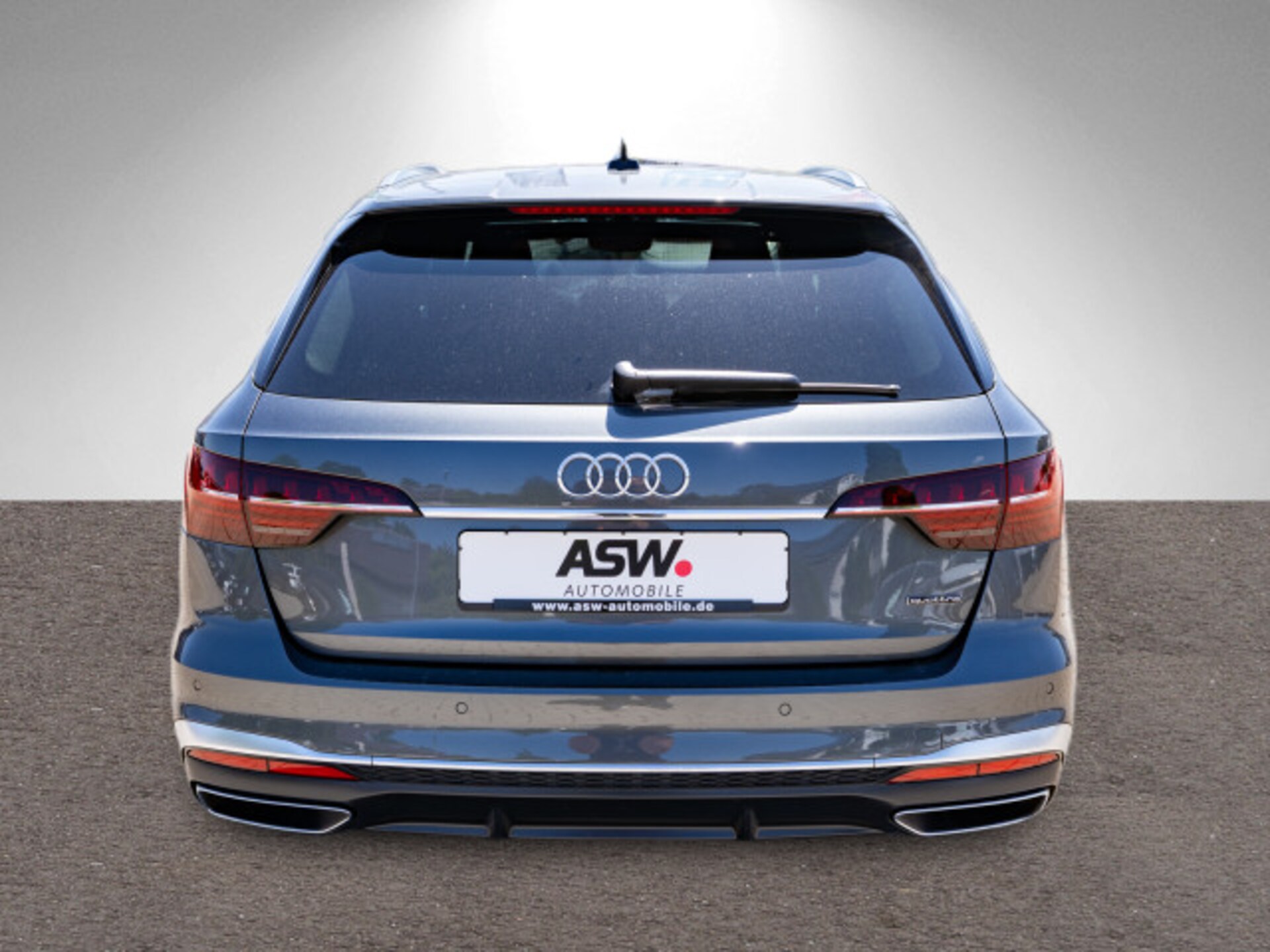 Audi A4 Avant S line