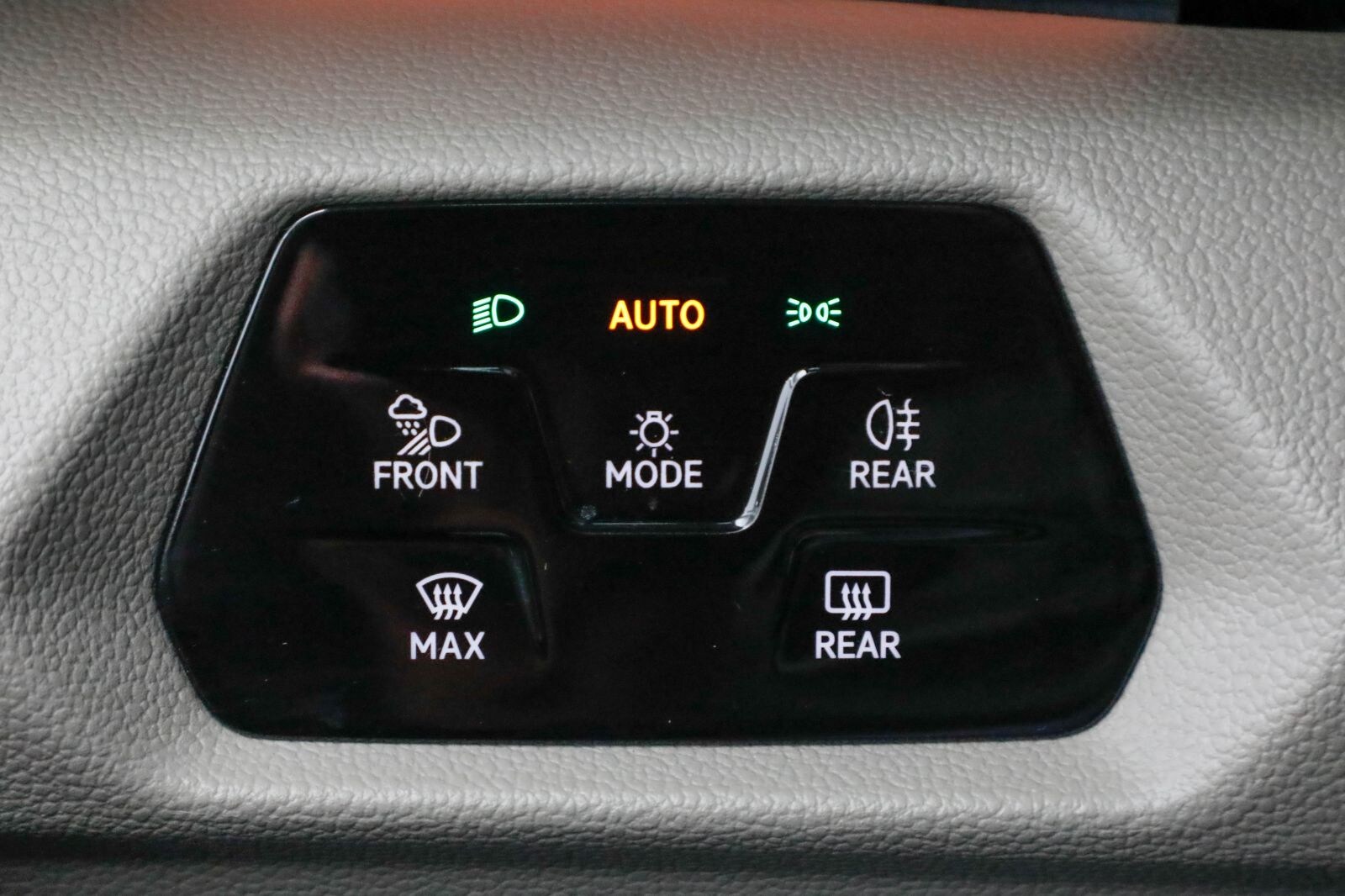 Volkswagen Multivan Langversion – Bild 20