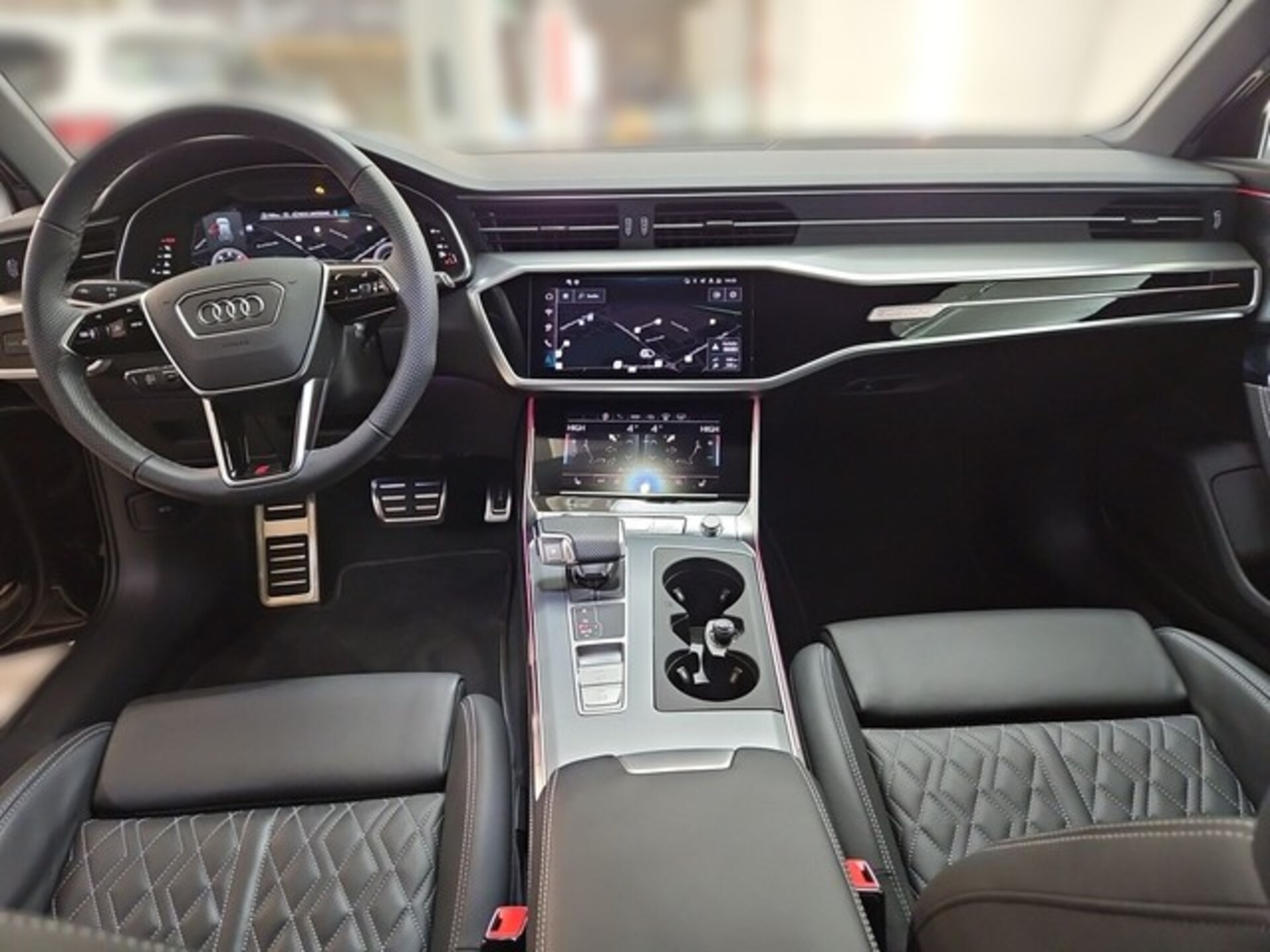 Audi S6 Avant