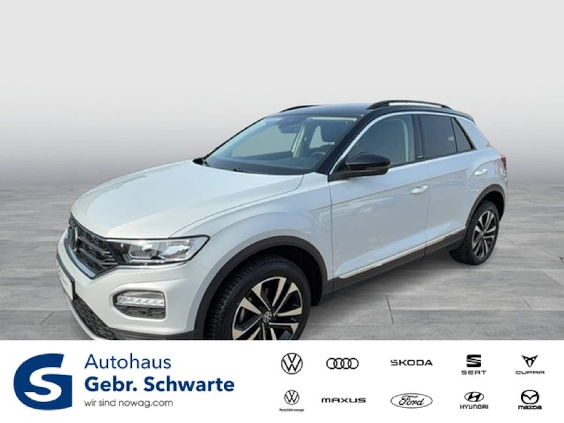 Volkswagen T-Roc 2021 — T-Roc 1,5 TSI DSG UNITED AHK+Navi+Sitzhzg.